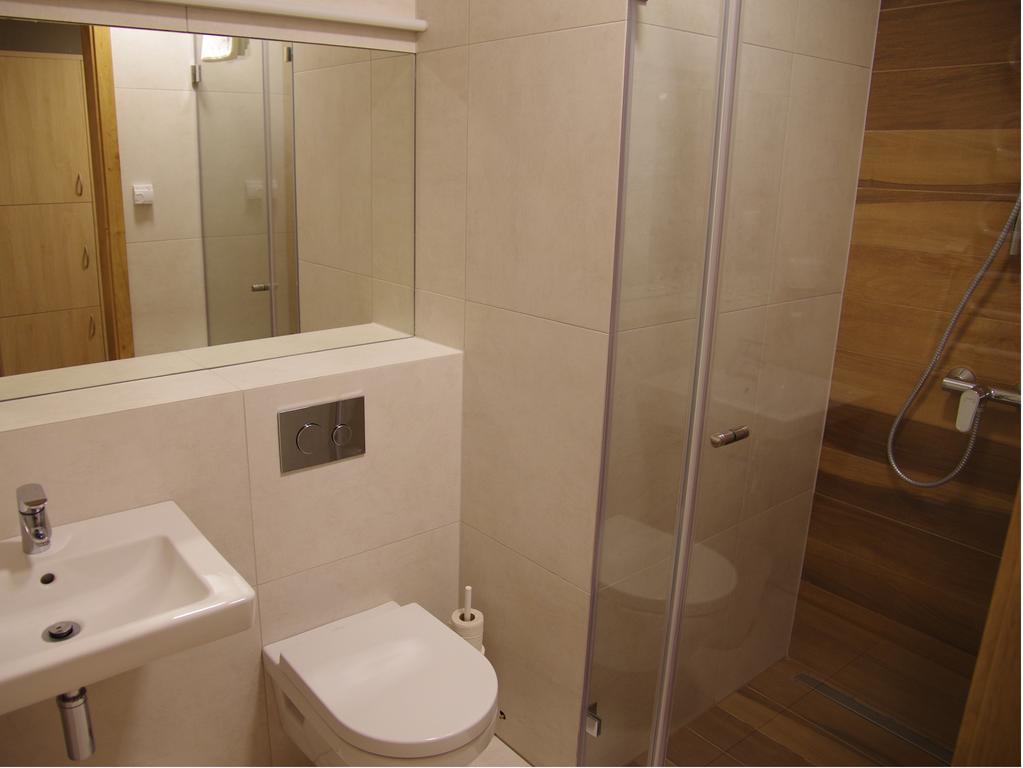 Hotel Uniejow Szoba fotó