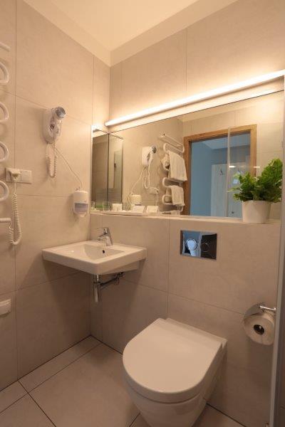 Hotel Uniejow Kültér fotó